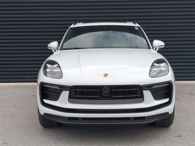 2026 Porsche Macan Base