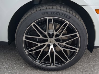 2026 Porsche Macan Base