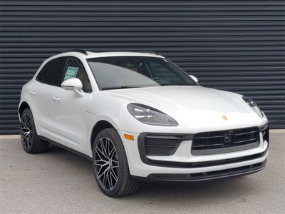 2026 Porsche Macan Base