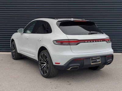 2026 Porsche Macan Base