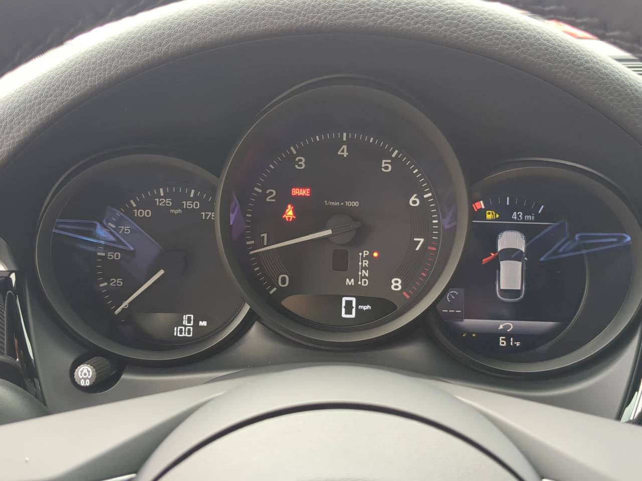 2026 Porsche Macan Base