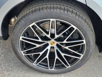 2026 Porsche Macan Base