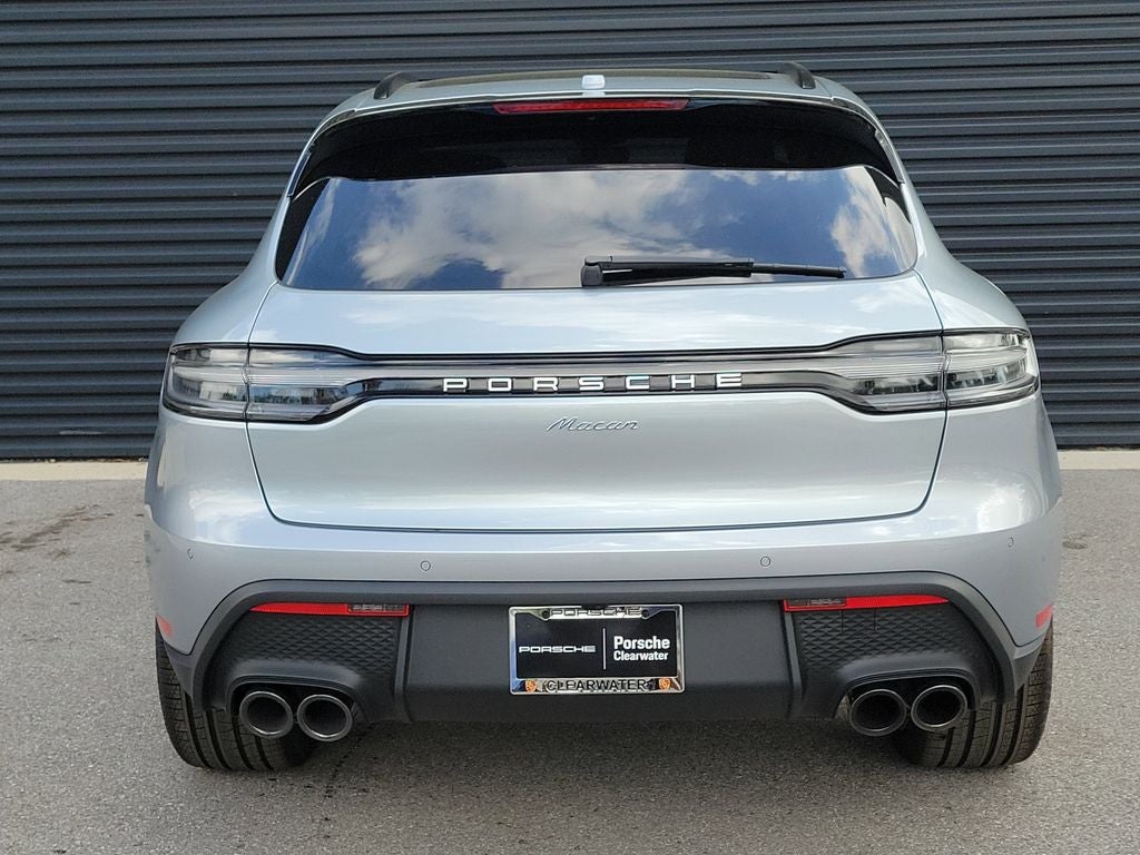 2026 Porsche Macan Base