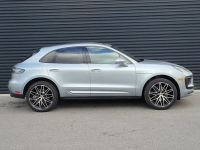 2026 Porsche Macan Base