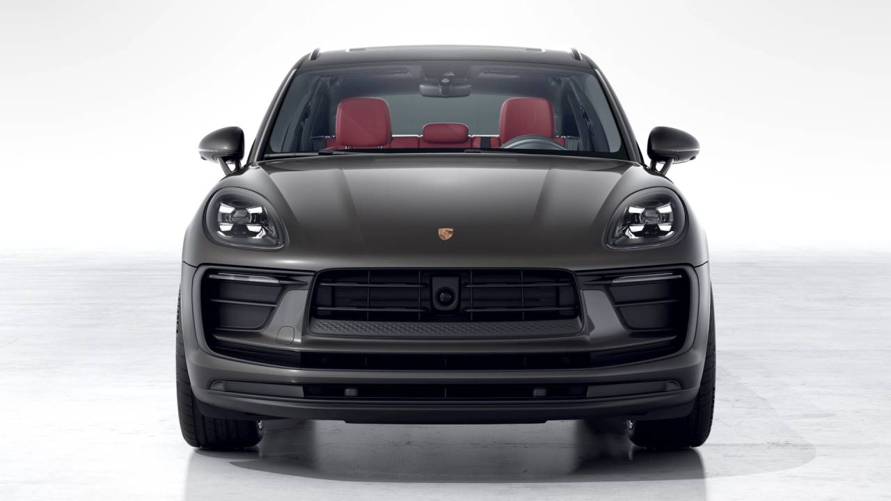 2026 Porsche Macan Base