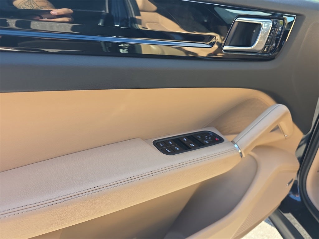 2020 Porsche Cayenne Base