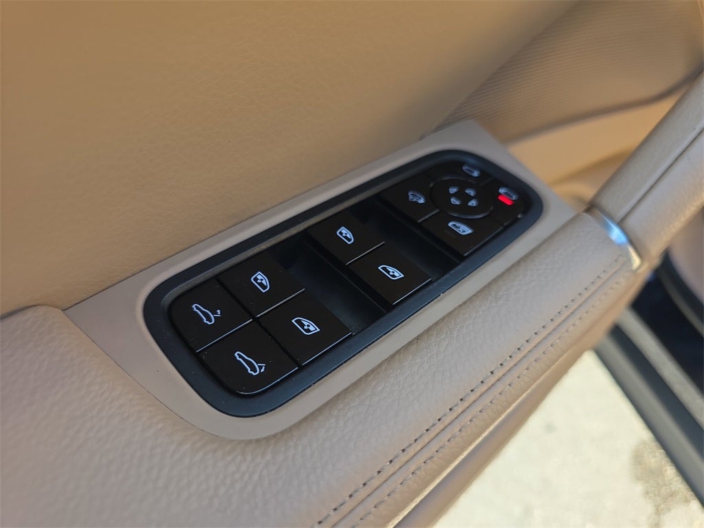 2020 Porsche Cayenne Base