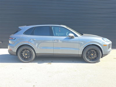 2026 Porsche Cayenne Base