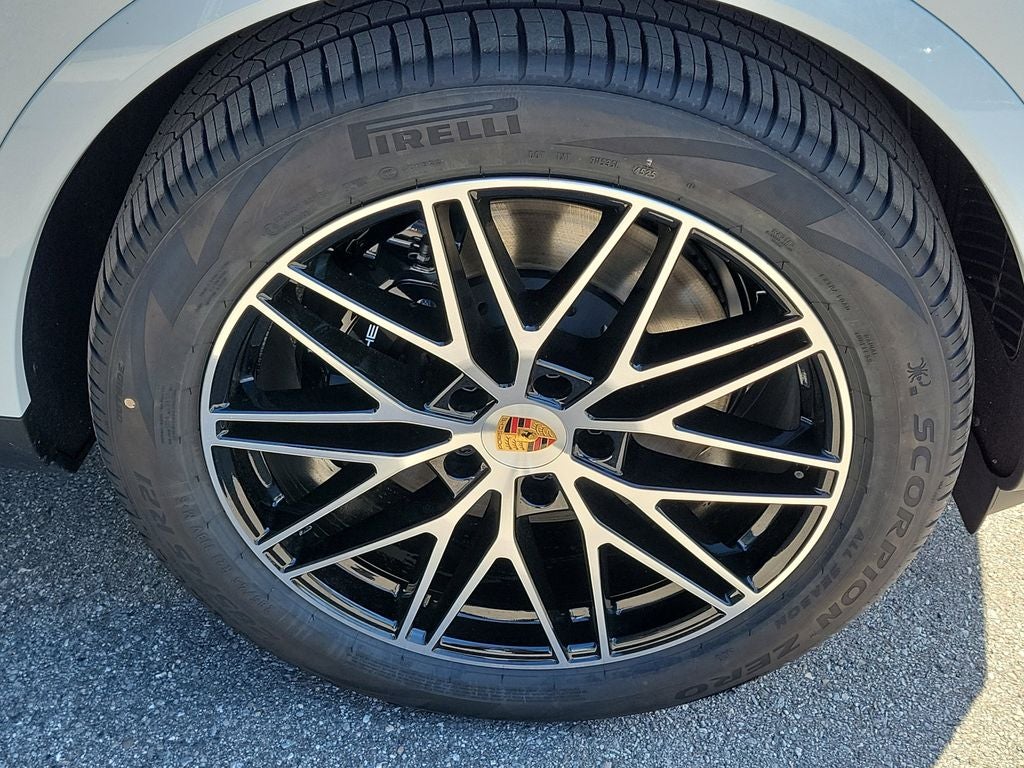 2026 Porsche Cayenne Base