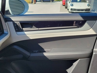 2026 Porsche Cayenne Base