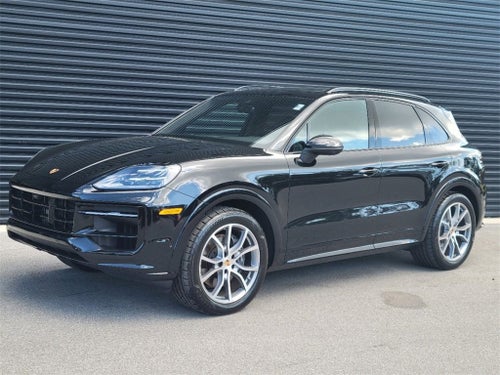 2025 Porsche Cayenne Base