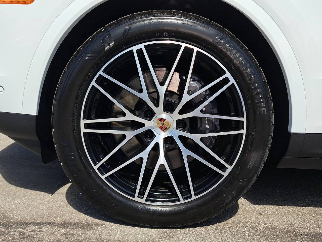 2025 Porsche Cayenne Base