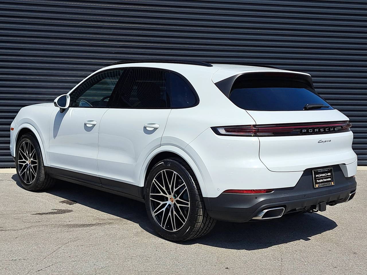2025 Porsche Cayenne Base
