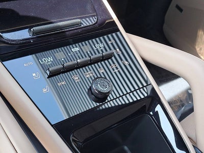 2025 Porsche Cayenne Base