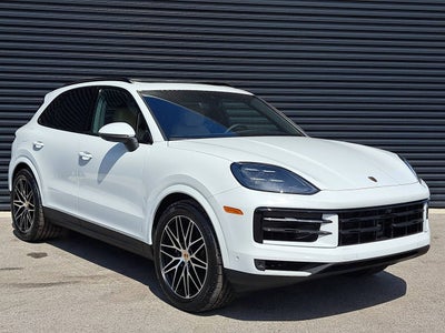 2025 Porsche Cayenne Base