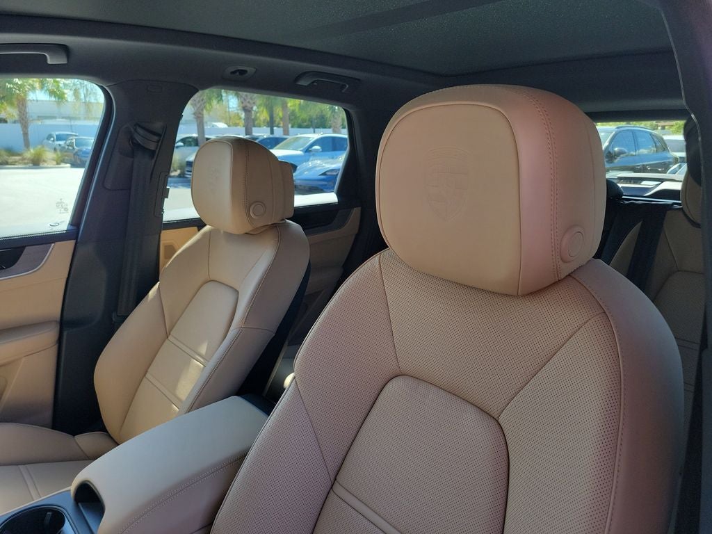 2026 Porsche Cayenne Base