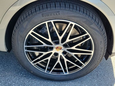 2026 Porsche Cayenne Base