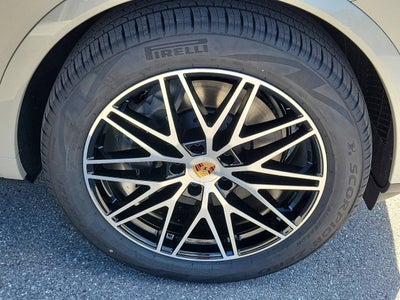 2026 Porsche Cayenne Base