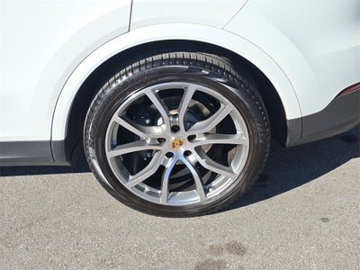 2023 Porsche Cayenne Base