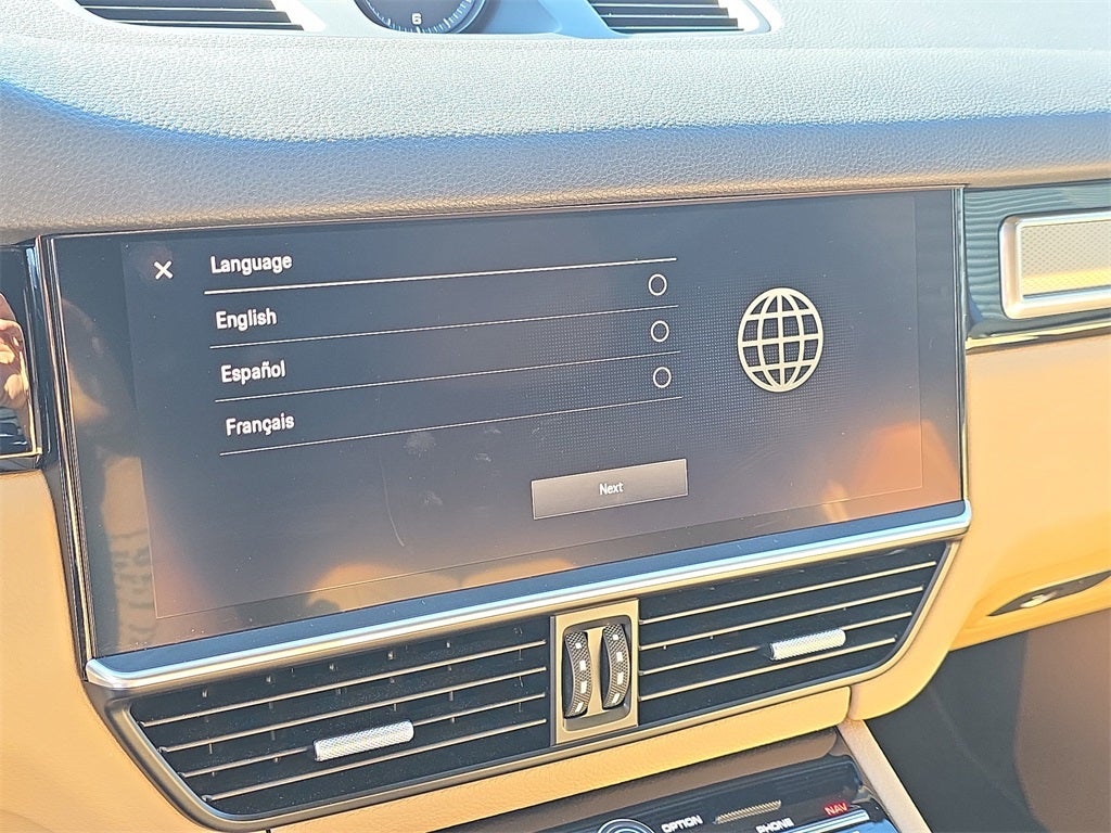 2023 Porsche Cayenne Base