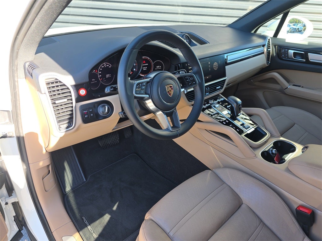 2023 Porsche Cayenne Base