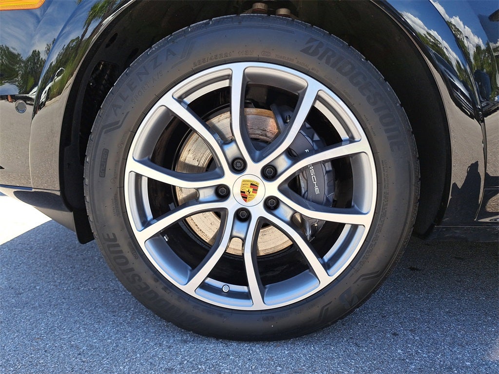 2025 Porsche Cayenne Base