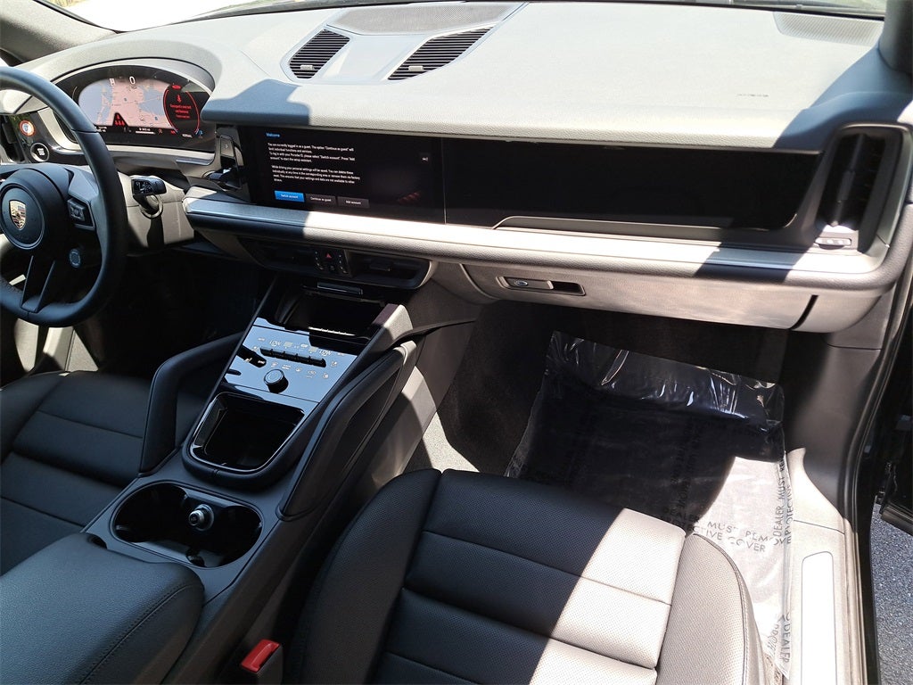 2025 Porsche Cayenne Base