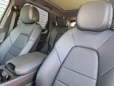 2025 Porsche Cayenne Base