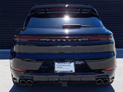 2025 Porsche Cayenne Base