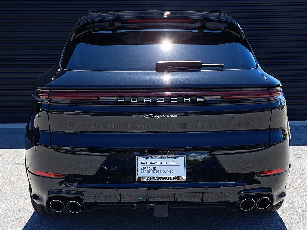 2025 Porsche Cayenne Base