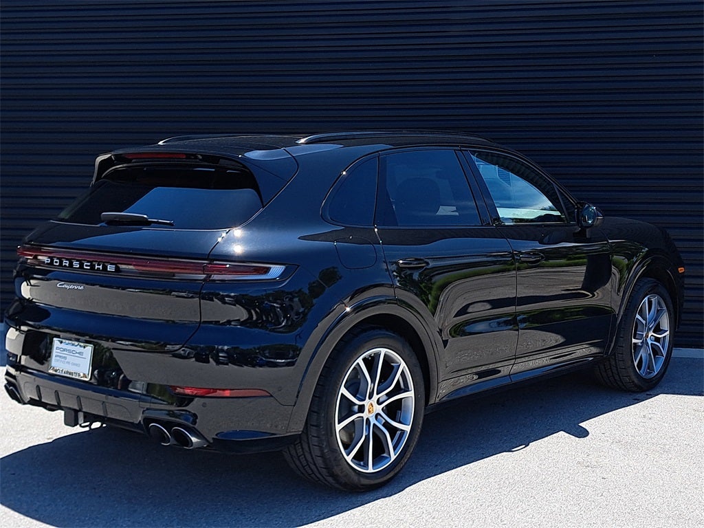 2025 Porsche Cayenne Base