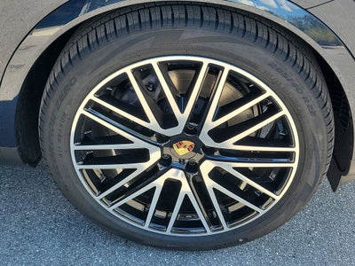 2026 Porsche Cayenne Base