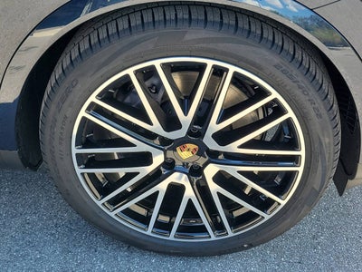 2026 Porsche Cayenne Base