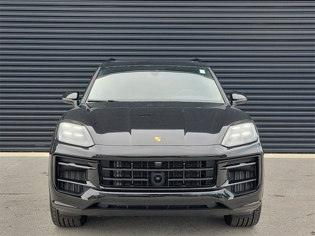 2025 Porsche Cayenne Base