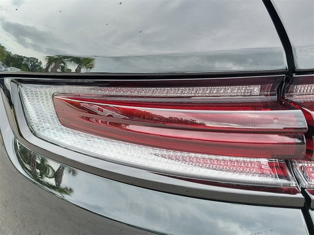 2025 Porsche Cayenne Base