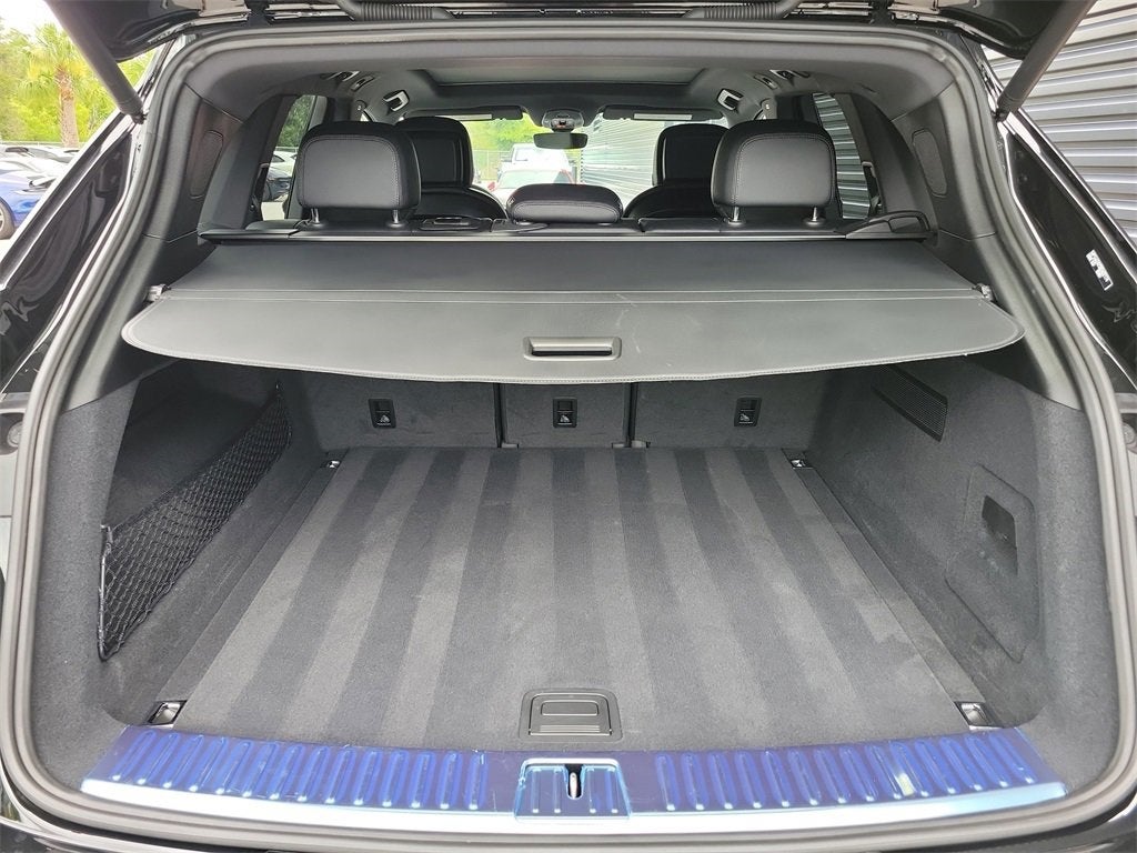 2025 Porsche Cayenne Base