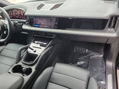 2025 Porsche Cayenne Base