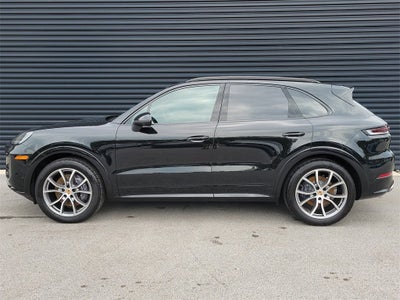 2025 Porsche Cayenne Base