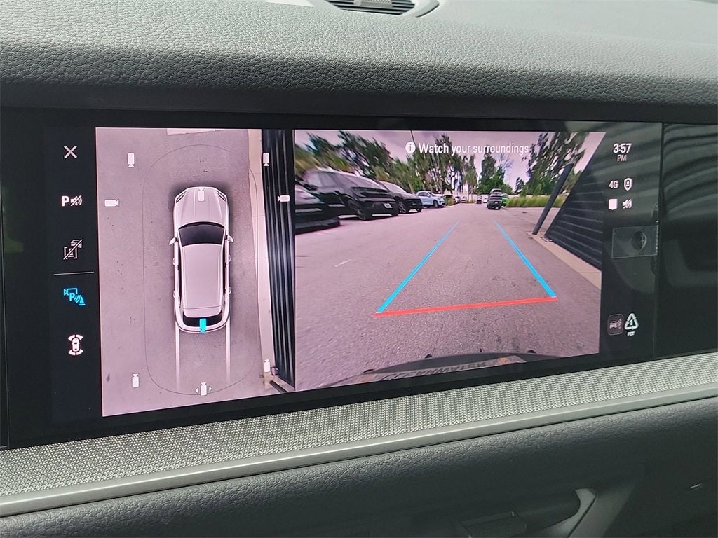 2025 Porsche Cayenne Base