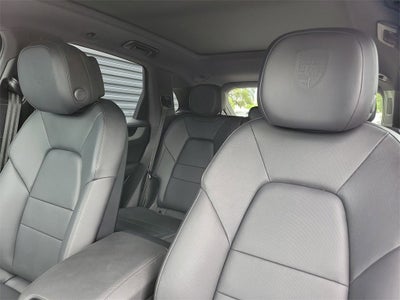 2025 Porsche Cayenne Base
