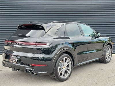 2025 Porsche Cayenne Base