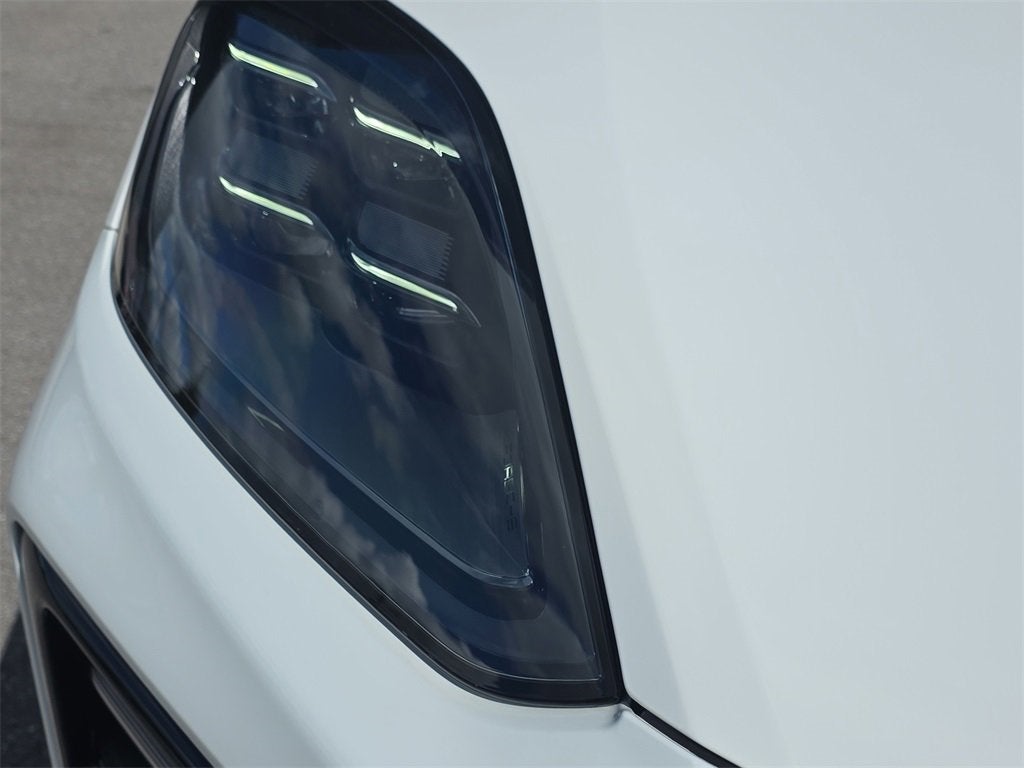 2025 Porsche Cayenne Base