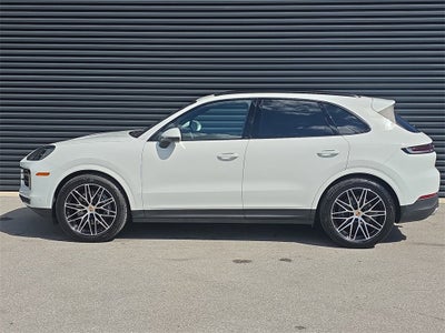 2025 Porsche Cayenne Base