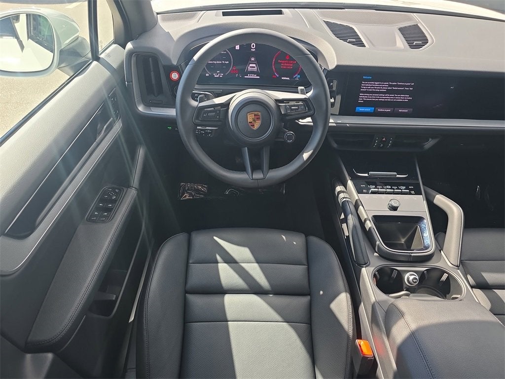 2025 Porsche Cayenne Base