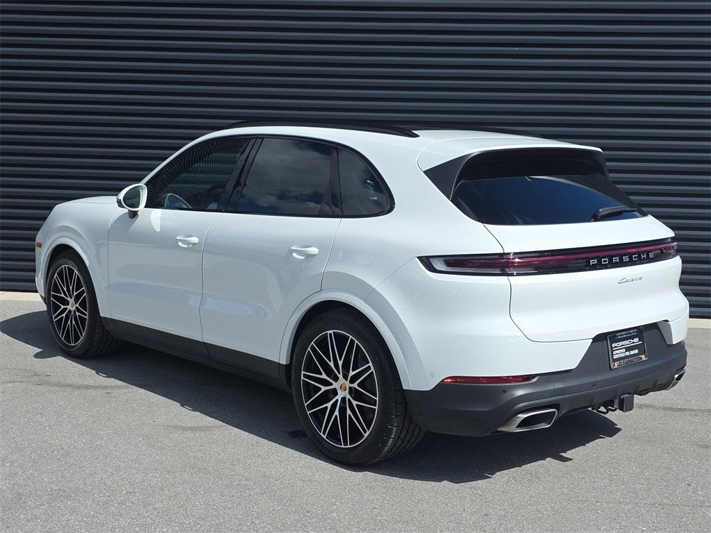 2025 Porsche Cayenne Base
