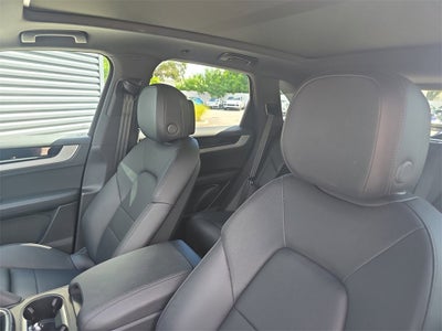 2025 Porsche Cayenne Base
