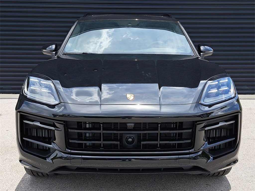 2025 Porsche Cayenne Base