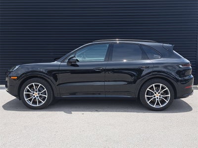 2025 Porsche Cayenne Base