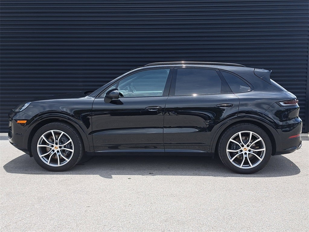 2025 Porsche Cayenne Base