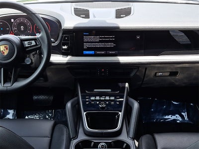 2025 Porsche Cayenne Base